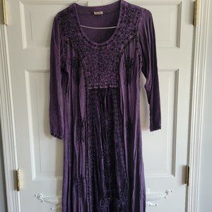 Ladies Indian/Bohemian style long sleeve long dress